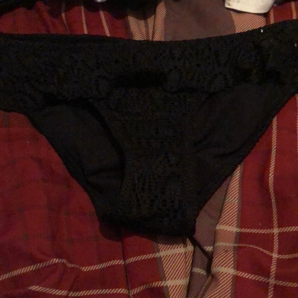 Forever 21 lace crochet swim bottoms